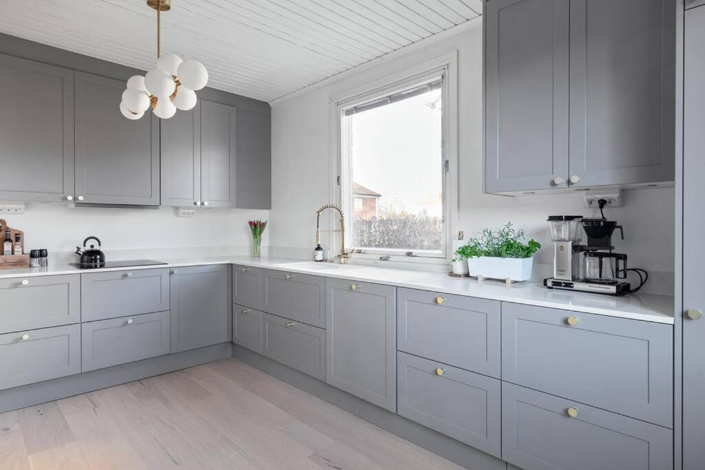 Amazing Family Home In Ville de Stockholm Extérieur photo