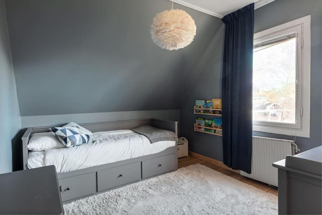 Amazing Family Home In Ville de Stockholm Extérieur photo