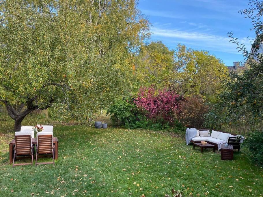 Amazing Family Home In Ville de Stockholm Extérieur photo